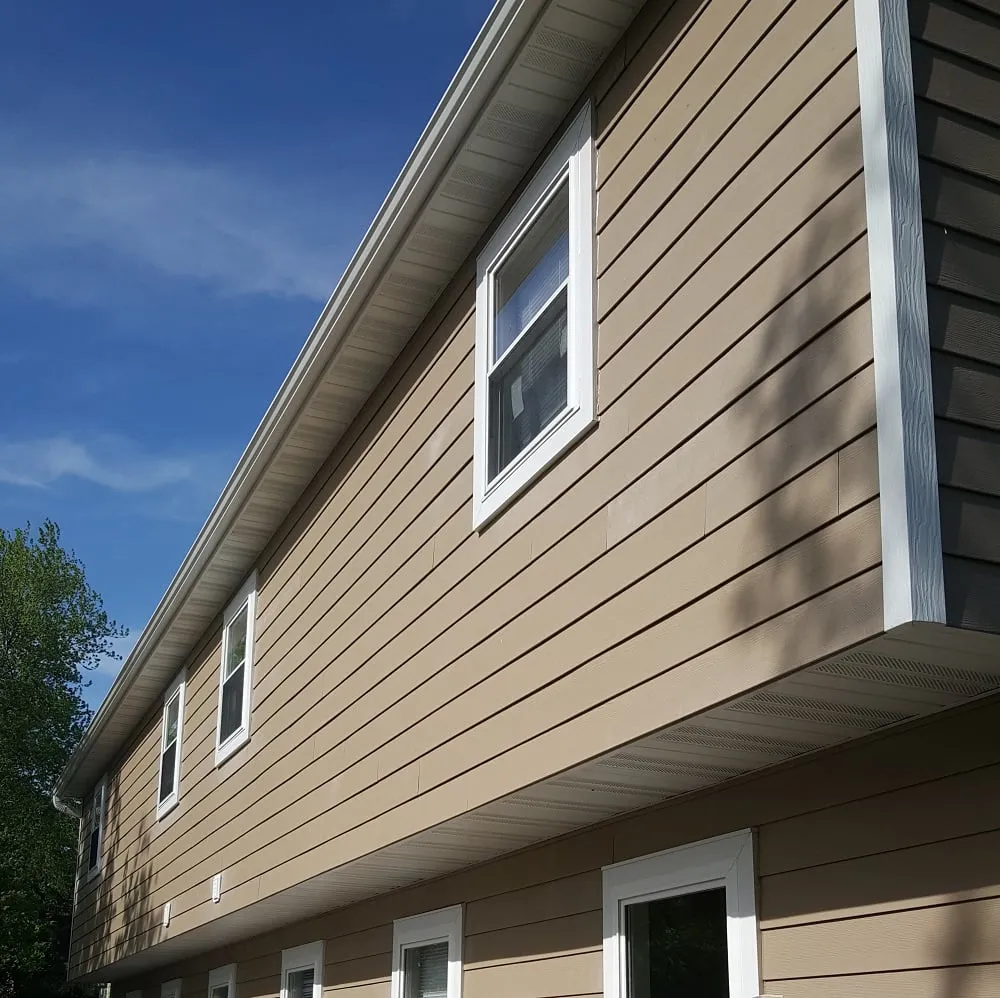 Slide of CoMo Premium Exteriors