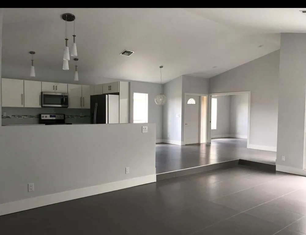 Slide of Complete Home And Estate Solutions