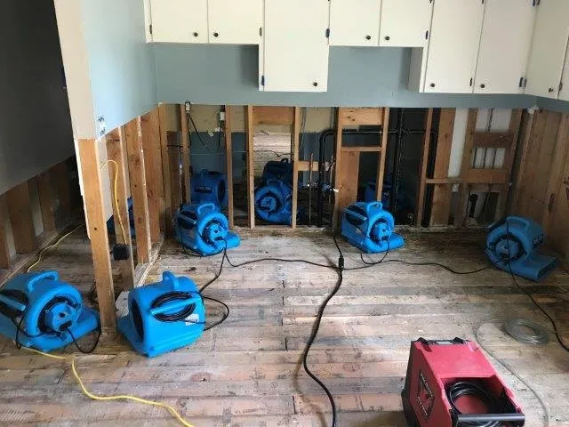 Slide of Complete Restoration & Construction