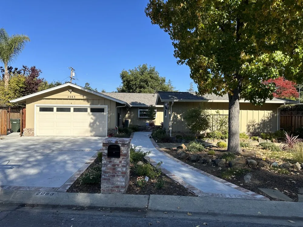 Slide of Complete Roofing & Construction