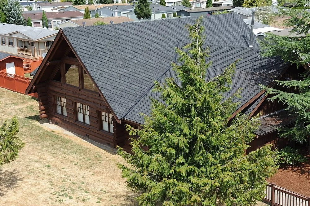 Top-rated residential roofing service in Sedro-Woolley, WA by Complete roofing and contracting