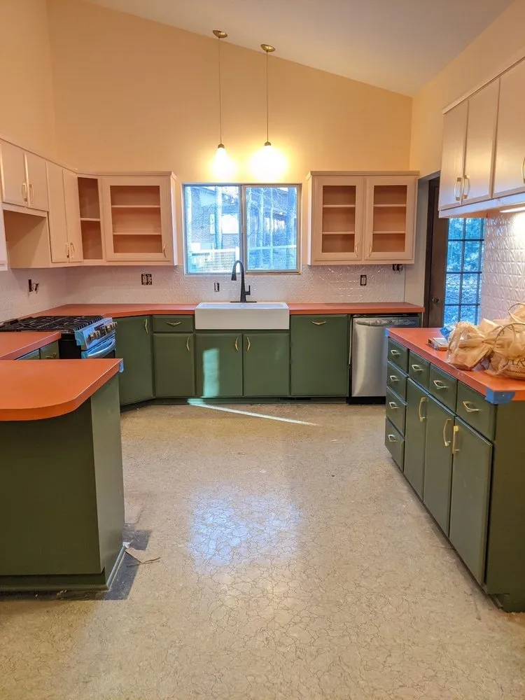 Slide of Condor General Contracting