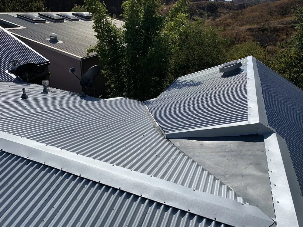 Emergency roof repair experts serving Newbury Park , CA - Conejo Valley Roofing