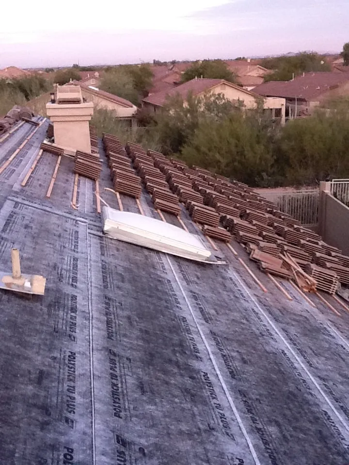 Slide of Confide Roofing