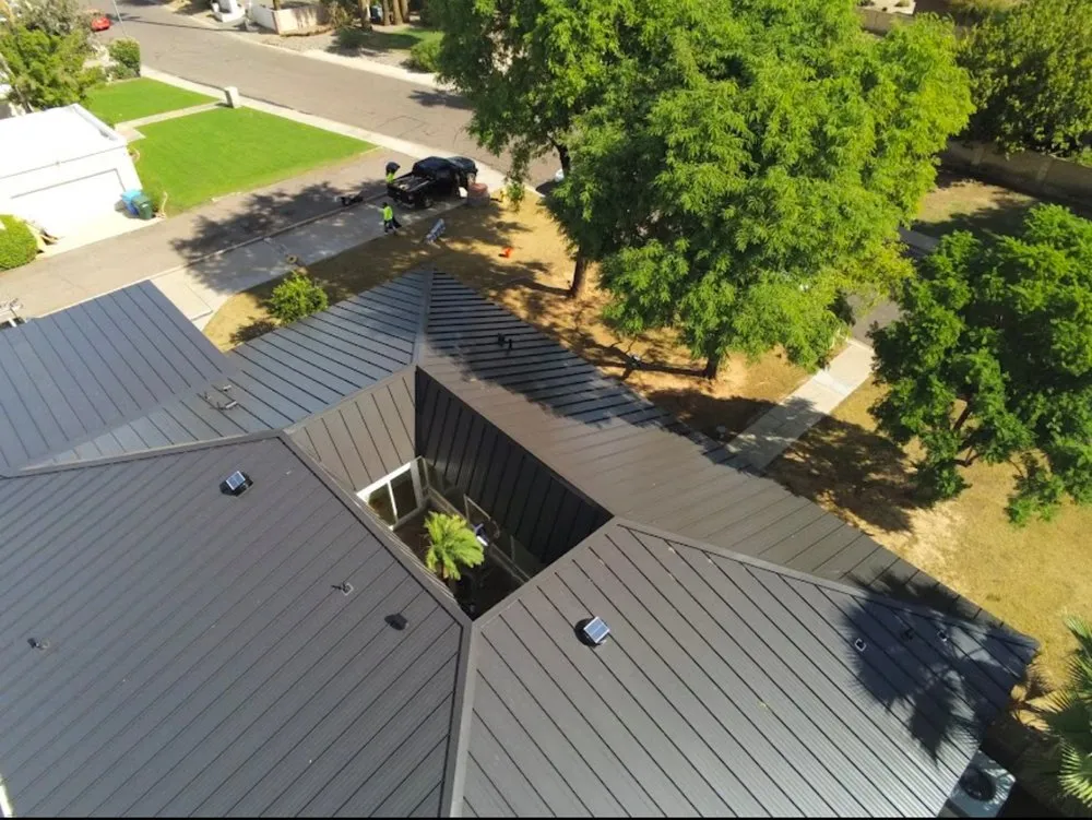 Slide of Confirmed Roofing Experts