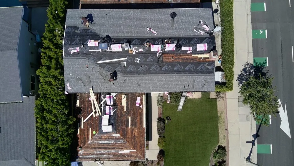 Slide of Confirmed Roofing Experts