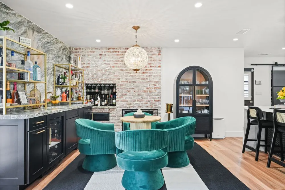 Slide of Connolly Construction