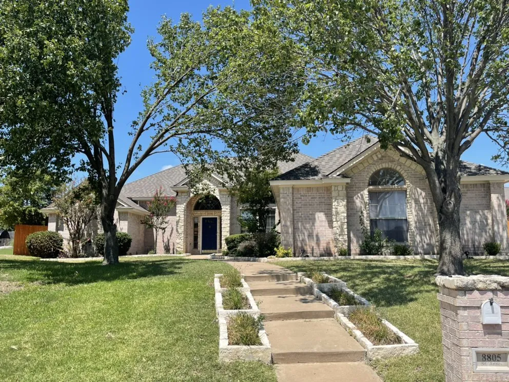 Slide of Conquer Claims & Contracting