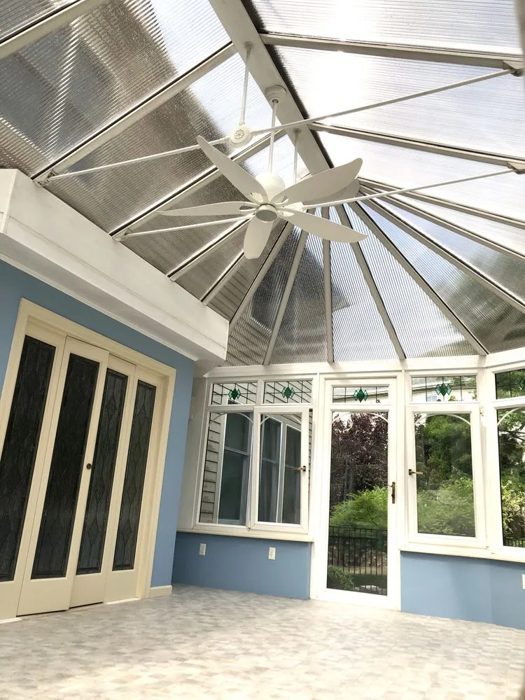 Slide of Conservatory US