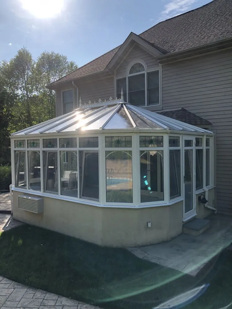 Slide of Conservatory US