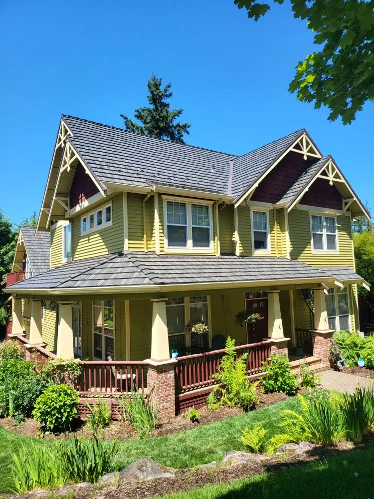 Slide of Construction & More