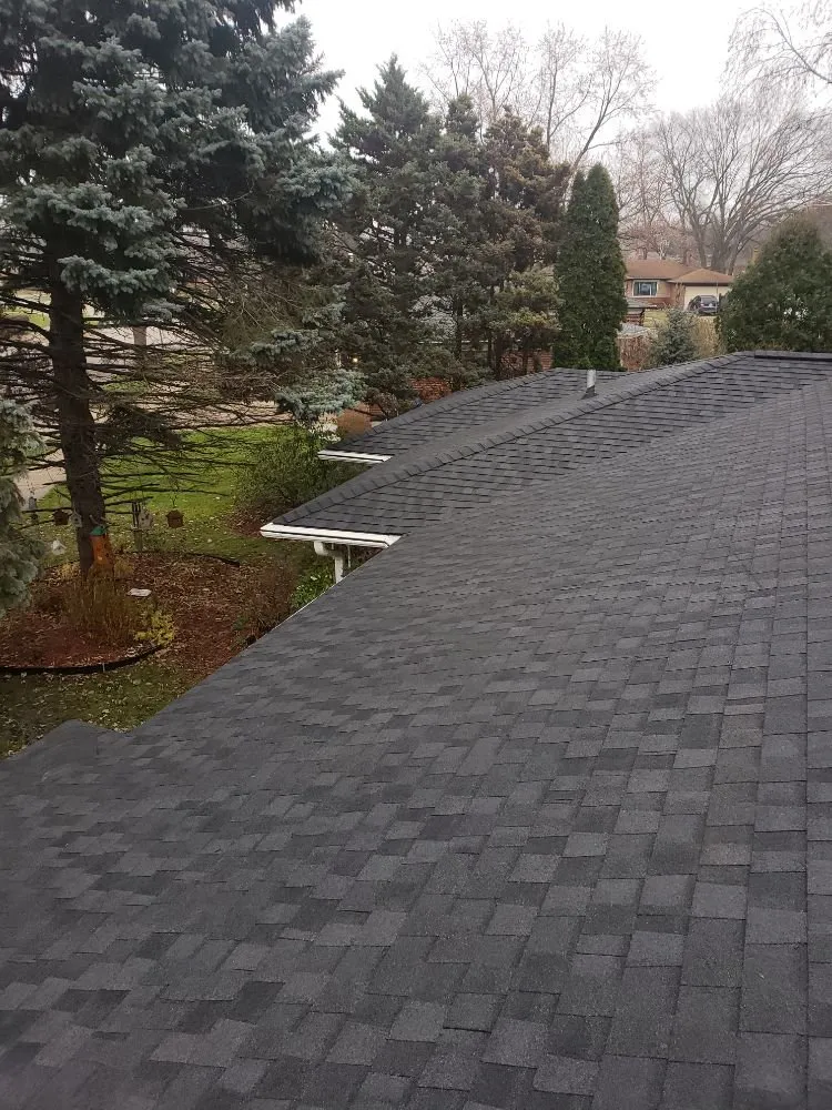 Licensed shingle roofing service same-day service across Macomb Township, MI - Construction Brothers
