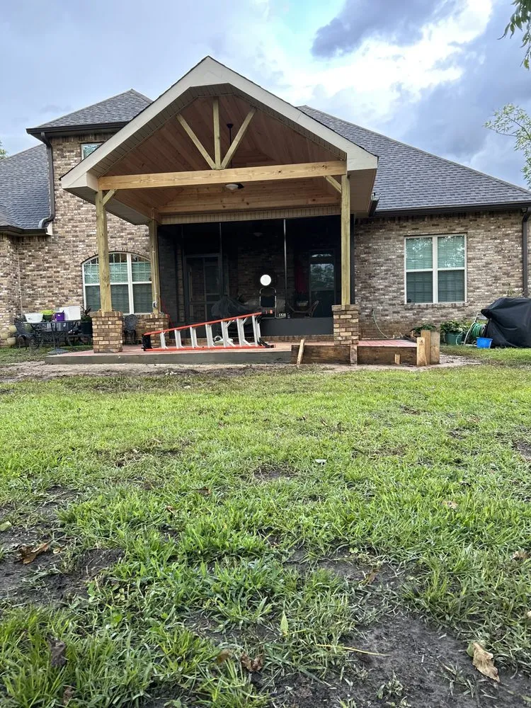 Slide of Construction Gomez