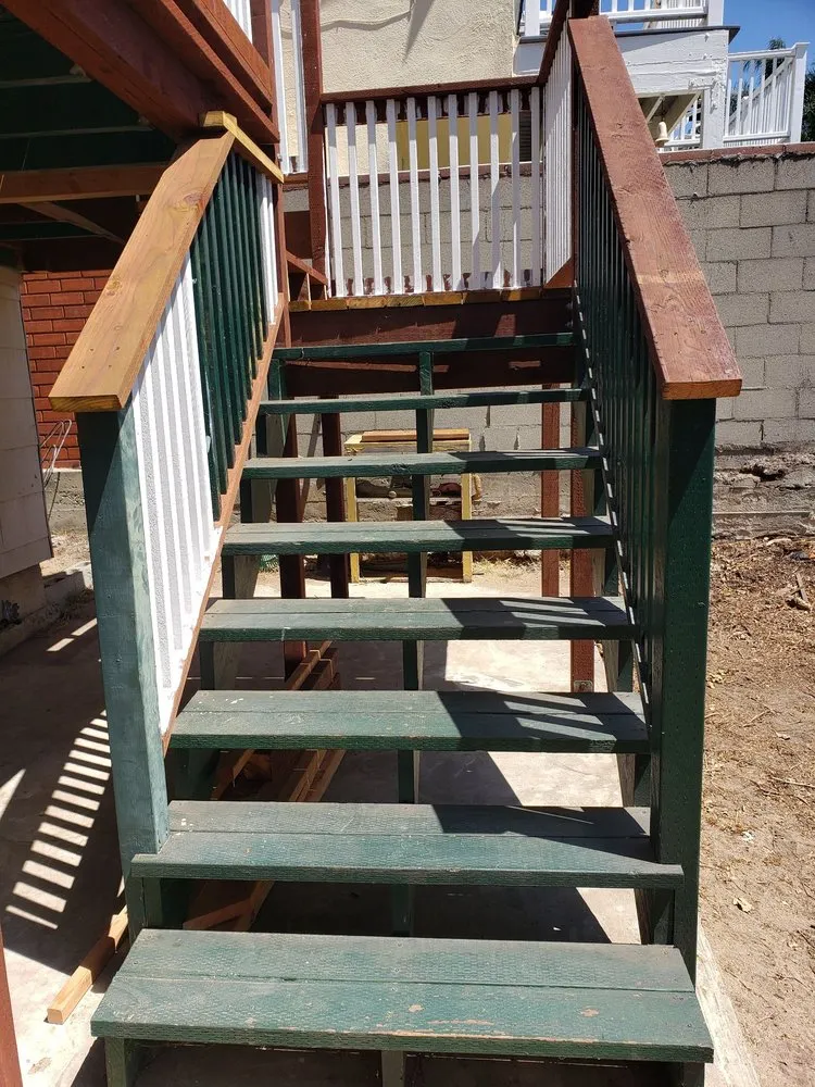 Slide of Construction Home Advisor