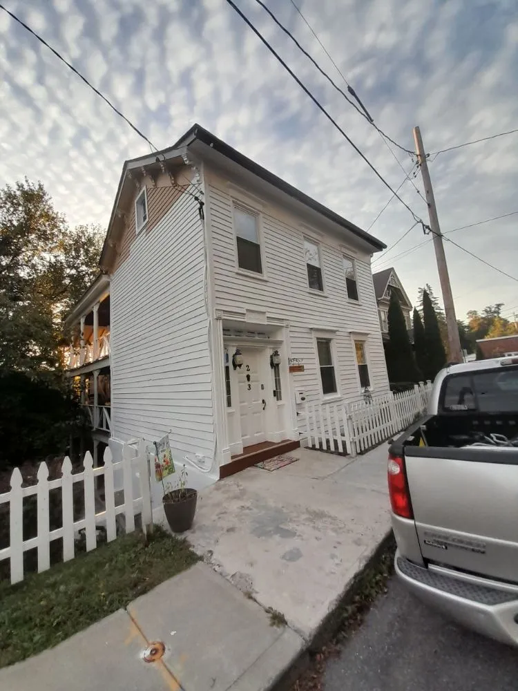 Licensed roof inspection experts serving kington, NY - Construction in Jeneral