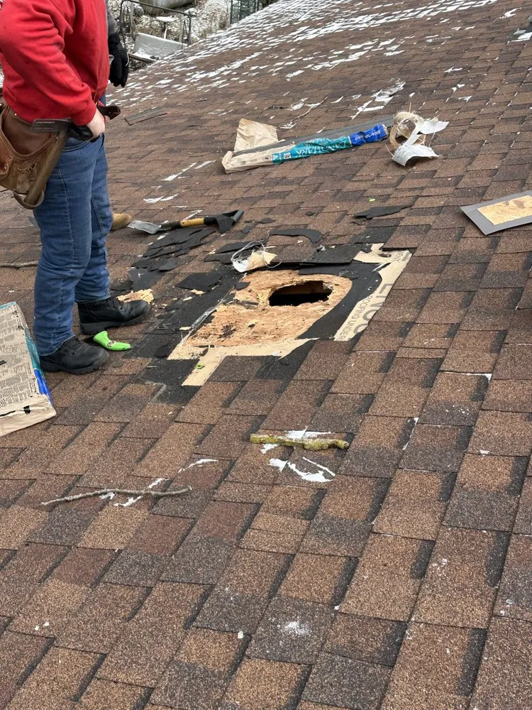 Slide of Construction Jarquin