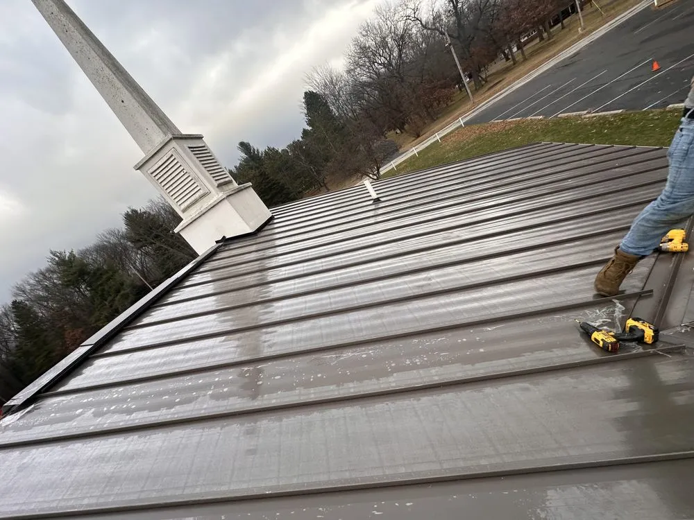 Slide of Construction Jarquin