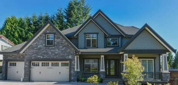 Construction Masters Roofing Logo