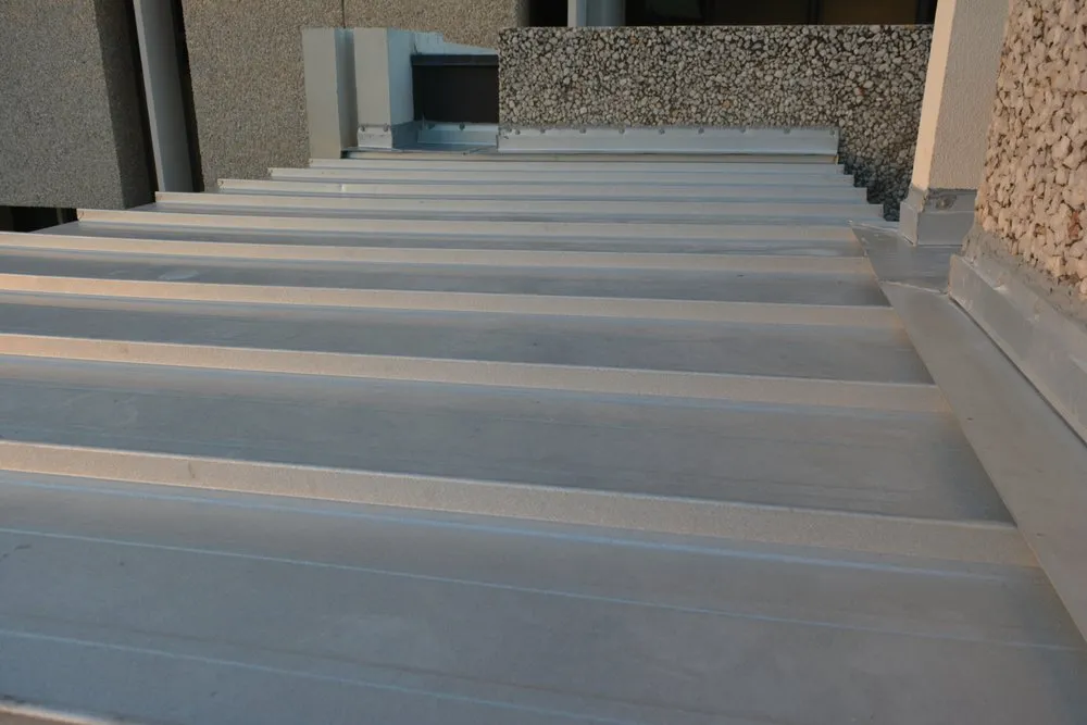 Slide of Constructora Group