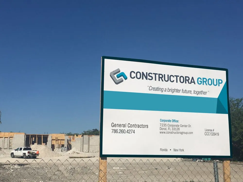 Slide of Constructora Group