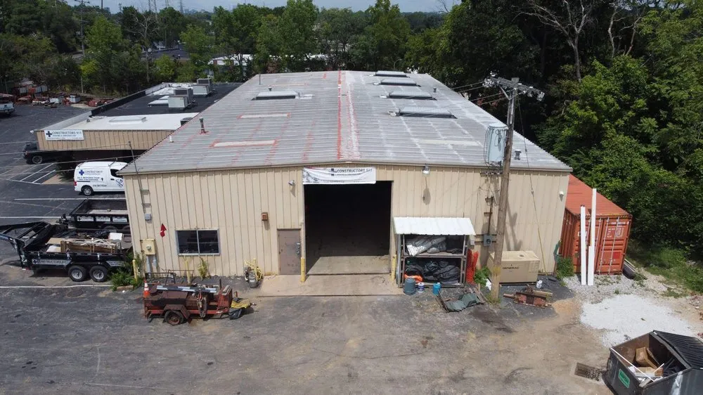 Professional roof repair for homes in St. Louis, MO by Constructors 911