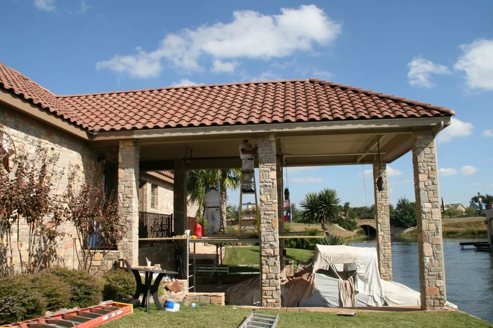 Slide of Constructors Division 9 General Contracting