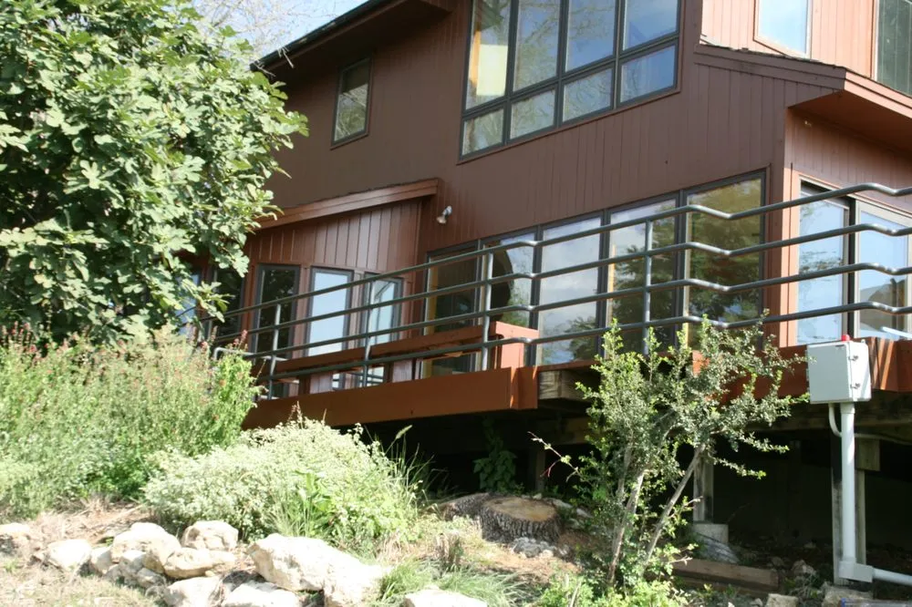 Slide of Constructors Division 9 General Contracting