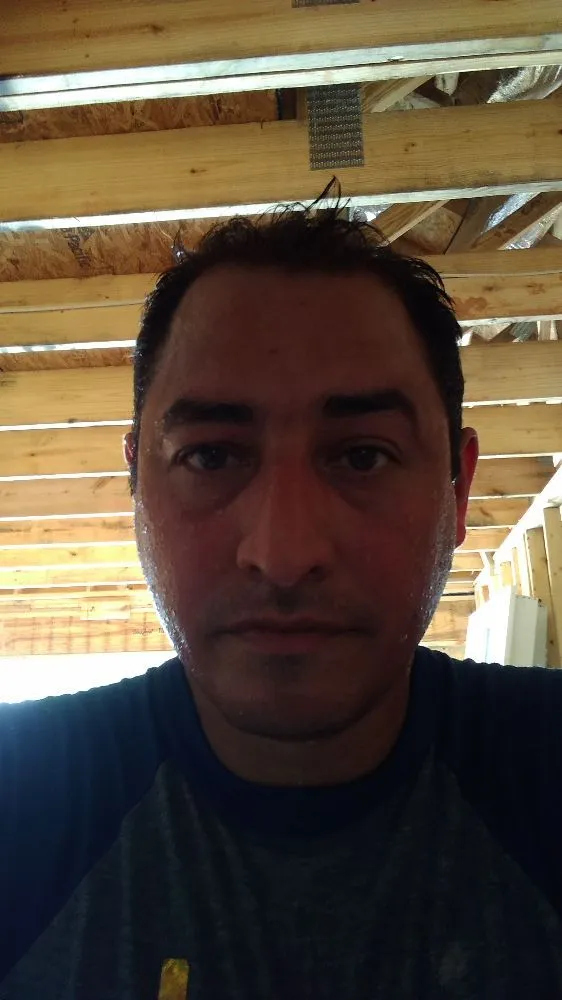 Slide of Construsoluciones L&D