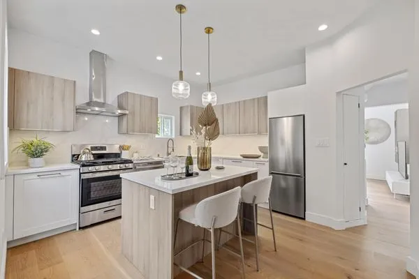 Contempco Construction Logo