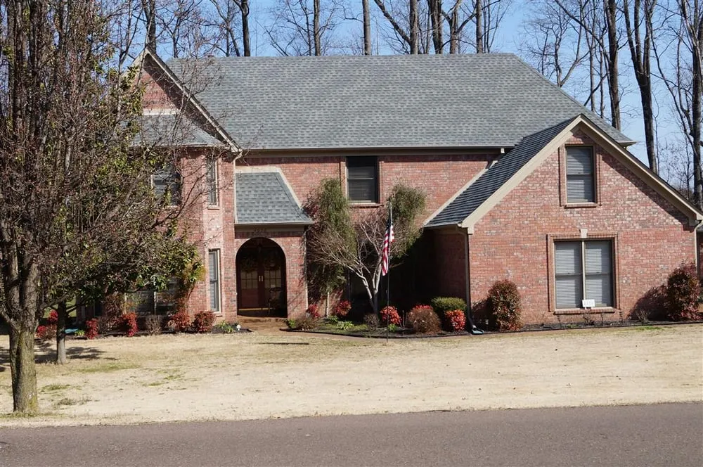 Expert residential roofing service same-day service across Cordova, TN - Contracting PRO