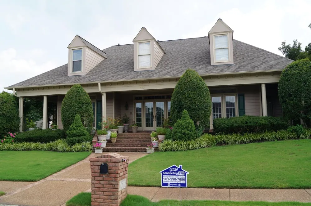 Expert flat roof repair in Cordova, TN - Contracting PRO