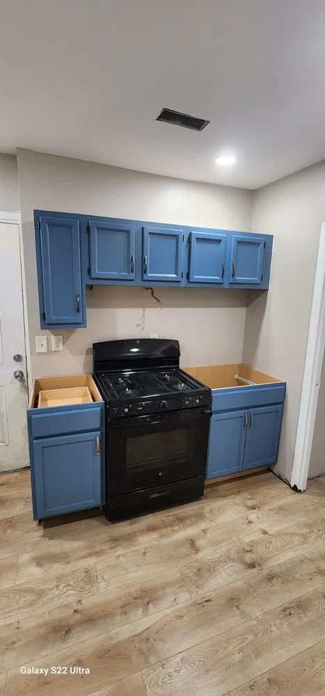 Slide of Contractor Medinas