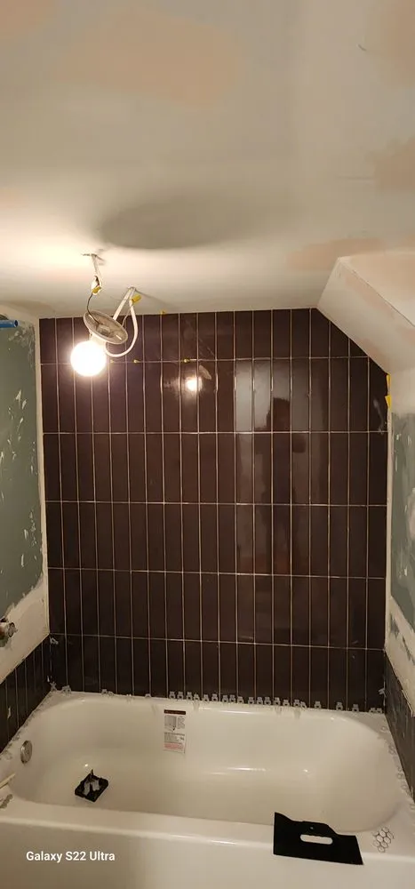 Slide of Contractor Medinas