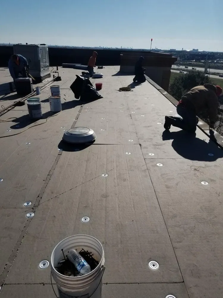 Slide of Conviviendo USA