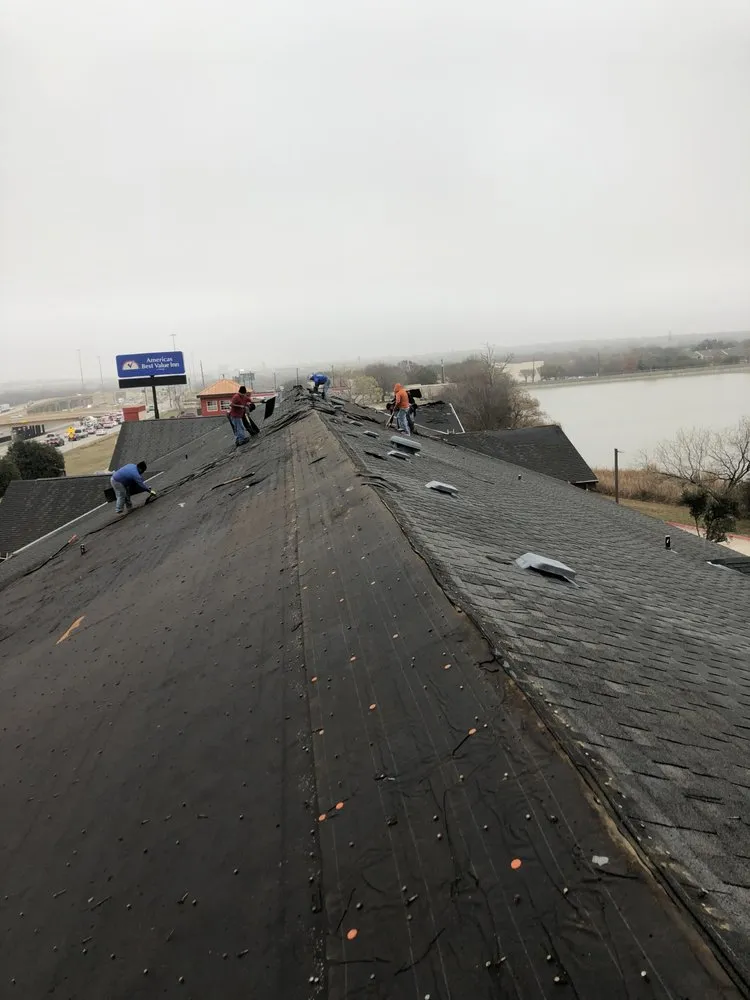 Slide of Conviviendo USA