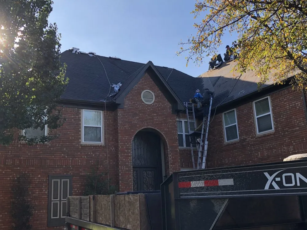 Slide of Conviviendo USA