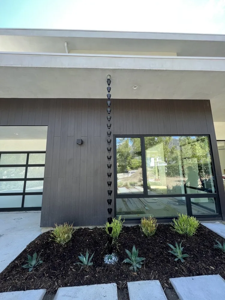 Slide of Cool Roof & Construction