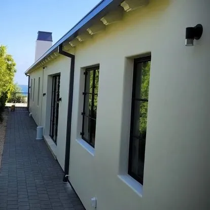 Slide of Cool Roof & Construction