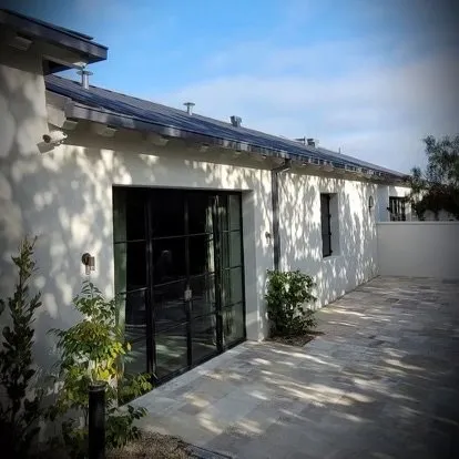 Slide of Cool Roof & Construction