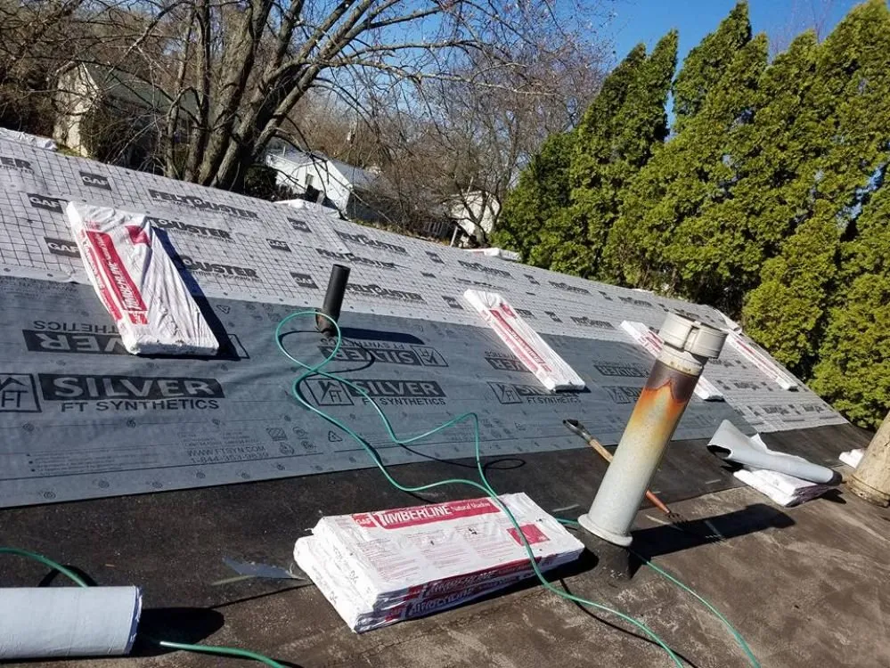 Licensed roof replacement in Newark, IL - Coopers construction