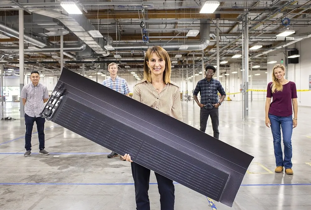 Slide of Core Roofing + Solar