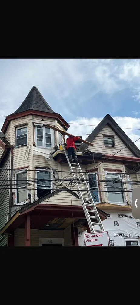 Expert residential roofing service experts serving Oakland Gardens, NY - Corey Roofing and Siding