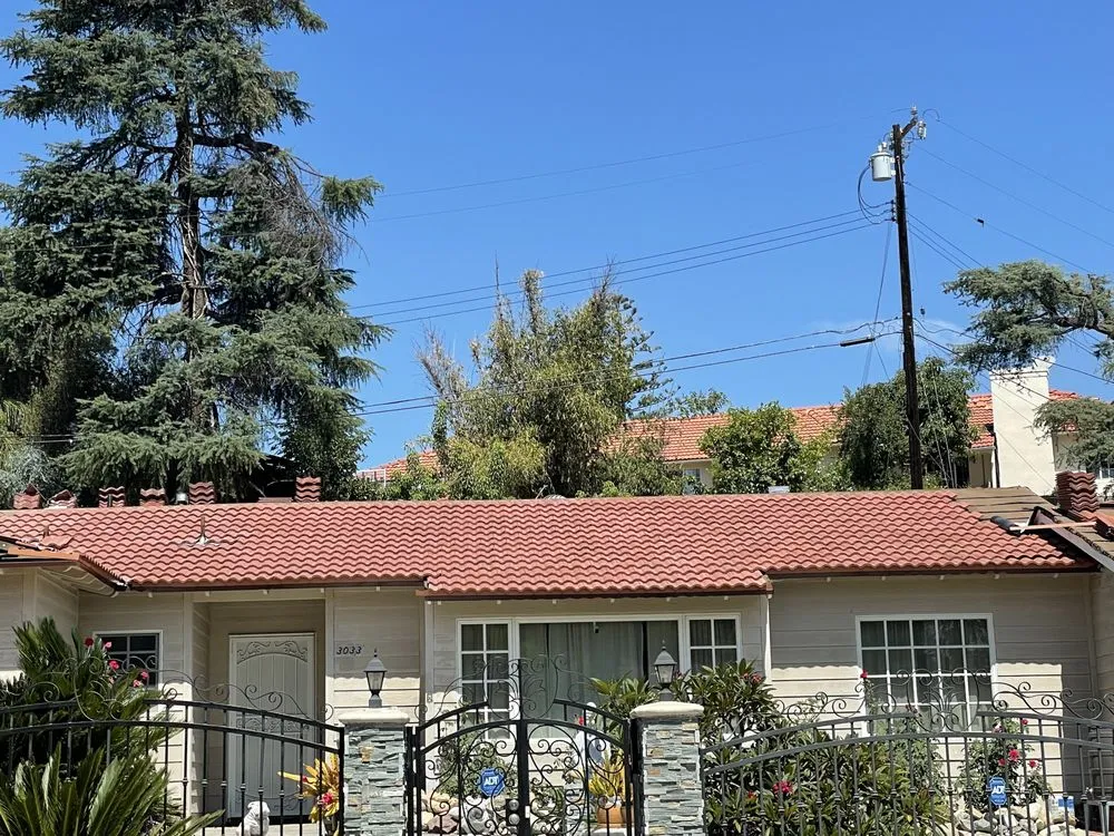 Slide of Cortez Roofing & Construction