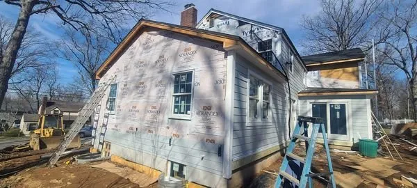 Slide of Cosme Contractor