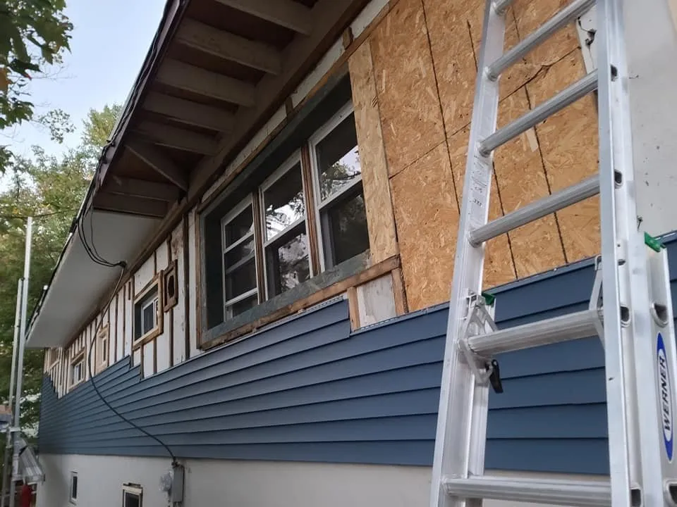 Slide of Cosme Contractor