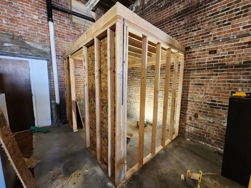 Slide of Country Sky Construction