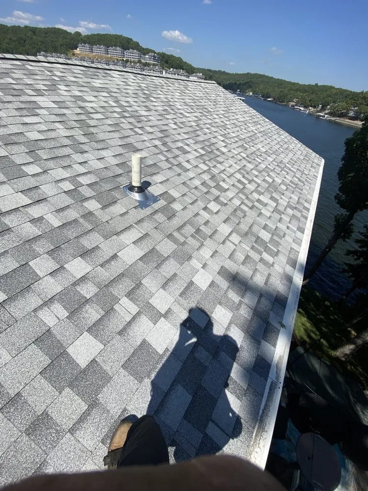 Expert roof replacement in Sunrise Beach, MO - Counts Roofing