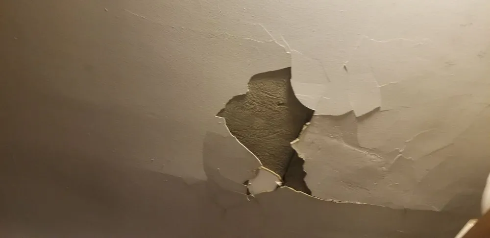 Slide of County Line Roofing