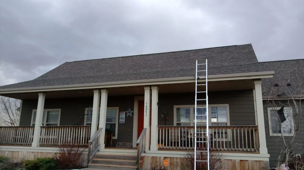 Slide of Coyote builders