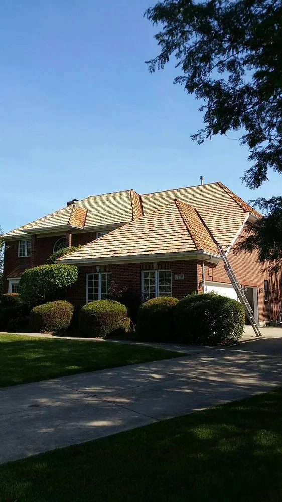 Slide of C&R Commercial Roofing